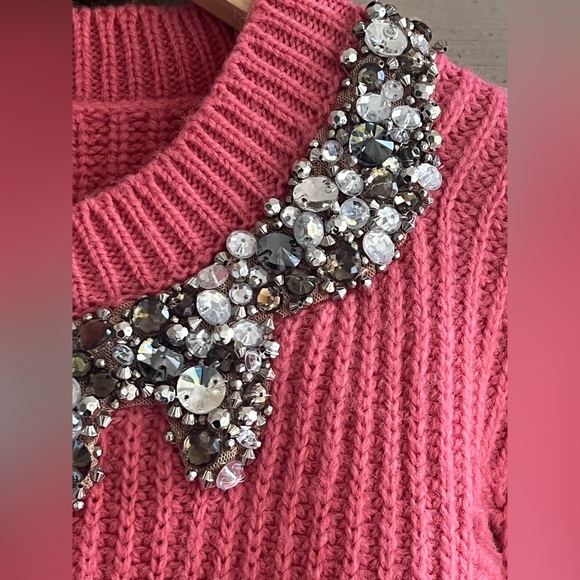 Pinko distressed ribbed knit sweater with a crystal-embellished collar - Picture 9 of 16